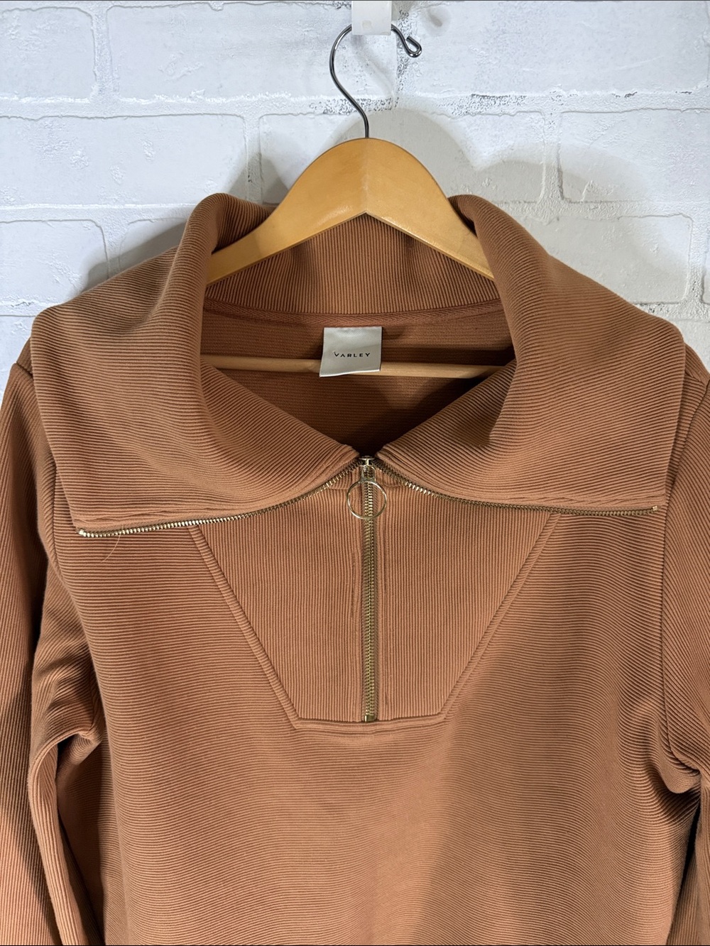VARLEY Vine Ottoman Half Zip Sweatshirt Size medium Camel - Picture 8 of 15